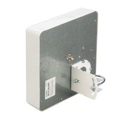Широкополосная 2G/3G/4G антенна KROKS 15 дБи KP15-750/2900; Разъем - F-female