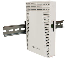 Коммутатор MikroTik CRS304-4XG-IN, управляемый